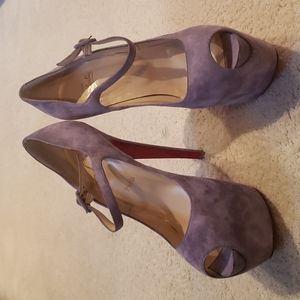 Christian Louboutin size 40 color purple suede 💜 100% Authentic